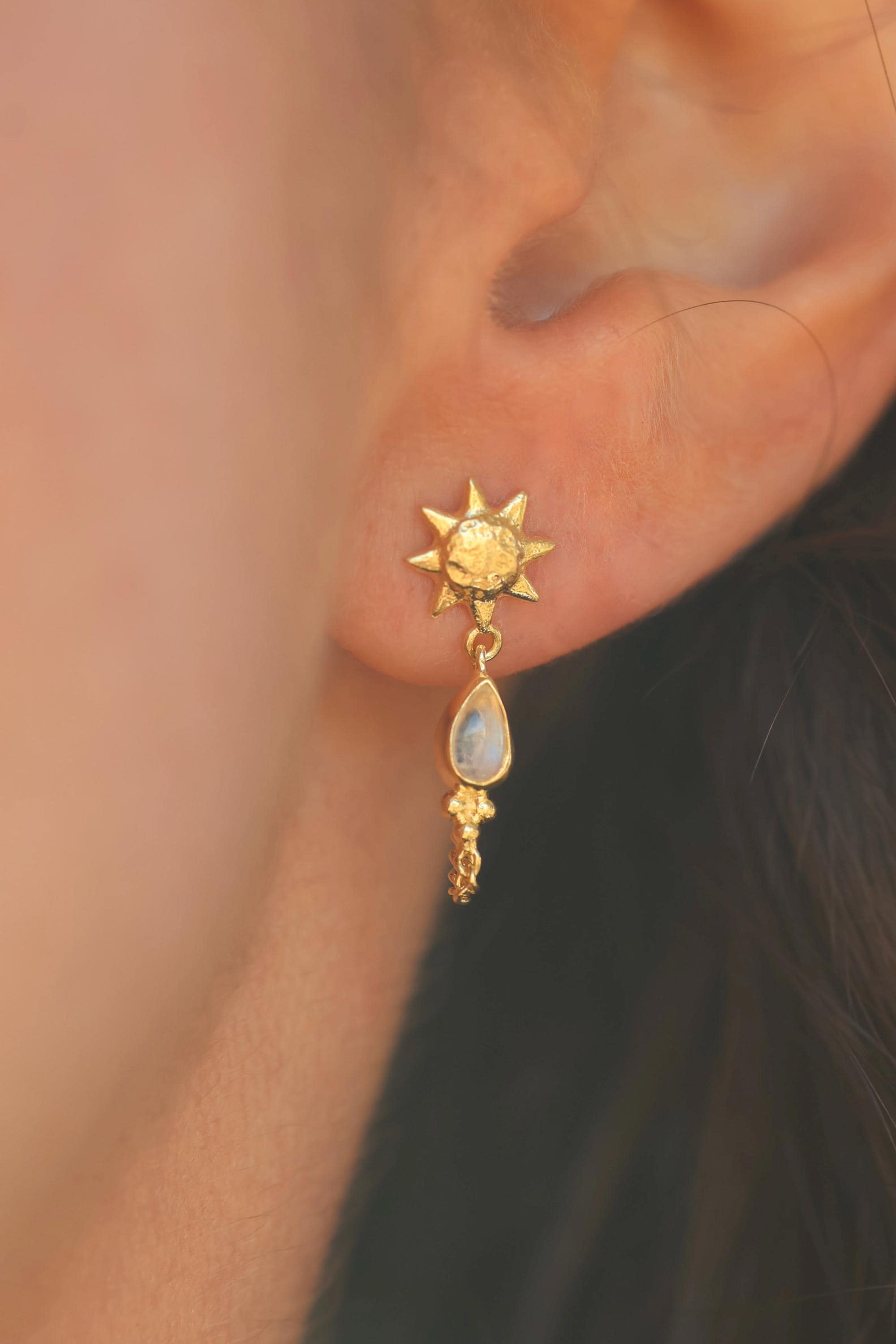 Sun Lover Gold Moonstone Studs